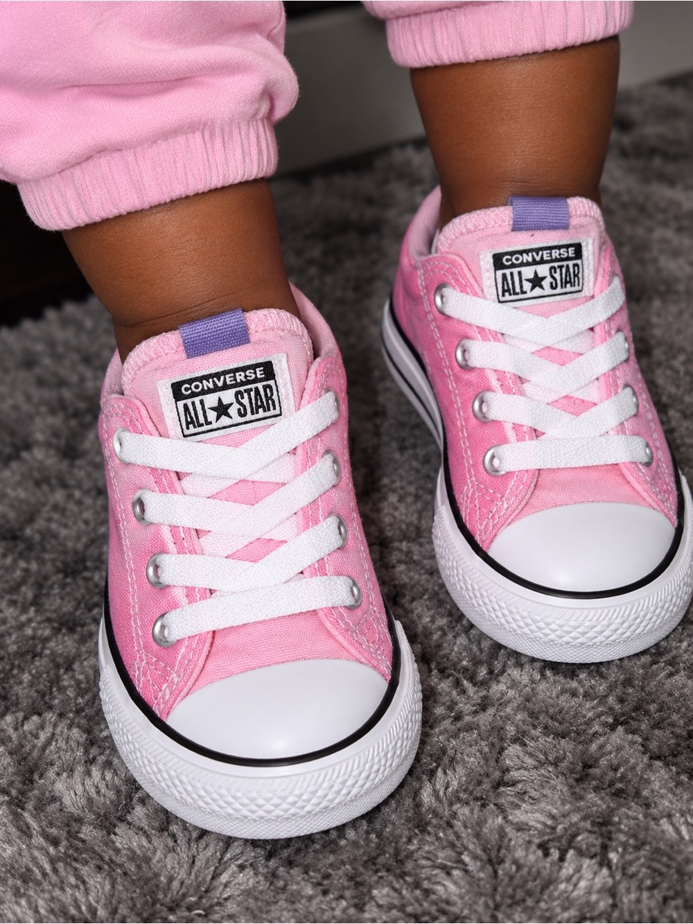 Converse Chuck Taylor All Star Pink & White Sneakers NWT